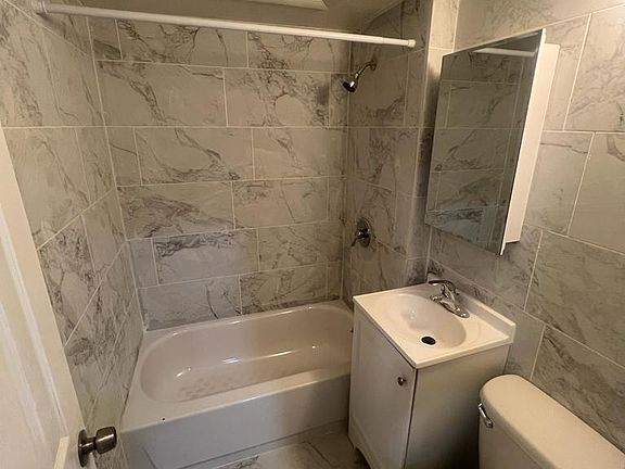 4th image of 405-407 N 5th St Floor 1