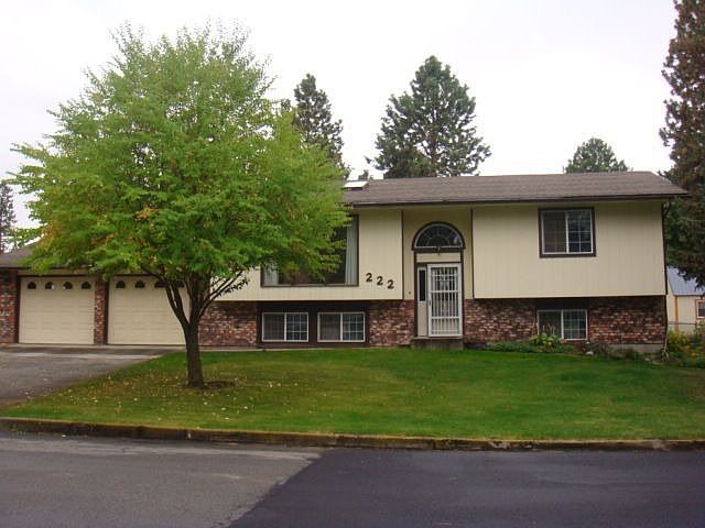 1st image of 222 S Pinewood Dr