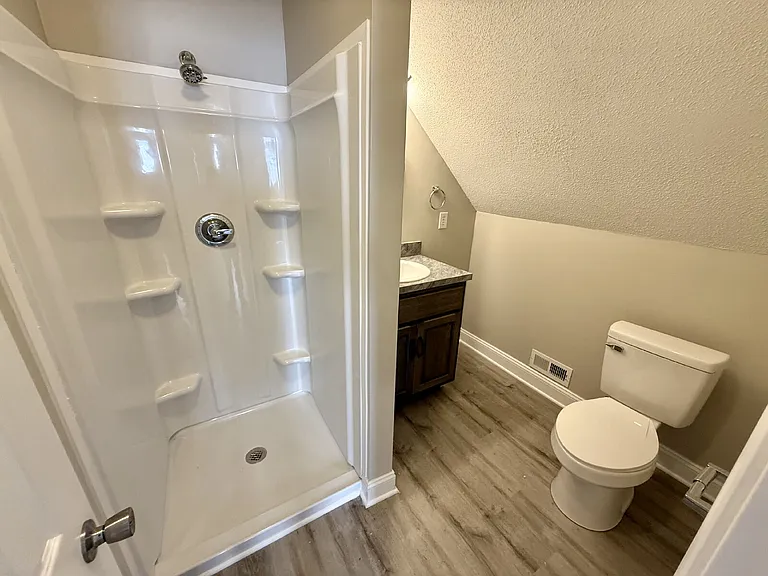 3851 Dailey Rd — Photo 13