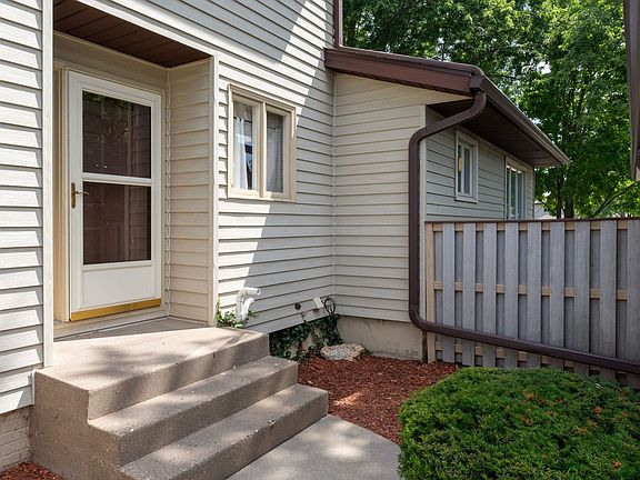 2nd image of 3602 Cedarwood Ct