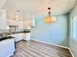 3060 Canyon Crest Dr #5, Riverside, CA 92507