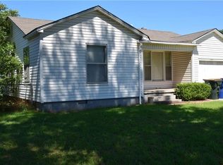 1524 S 20th St, Chickasha, OK 73018