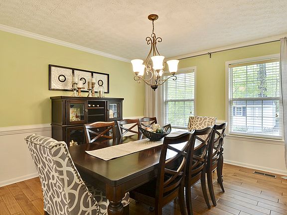 5th image of 58 Lightfoot Dr
