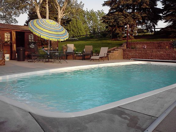 2nd image of 3334 Hilltop Dr