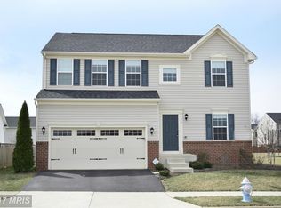 7 Hammond Dr, Lovettsville, VA 20180
