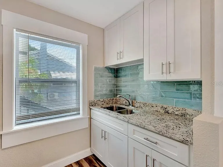 828 22nd Ave N #1/2 — Photo 8