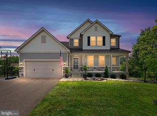 130 Wiltshire Ln, Warminster, PA 18974
