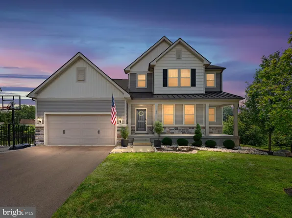 130 Wiltshire Ln, Warminster, PA 18974