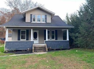 78 Tom Taylor Dr, Grafton, WV 26354