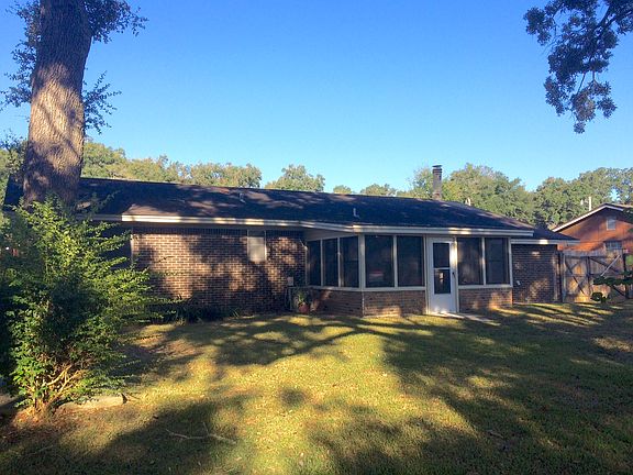 4th image of 3020 Bent Oak Dr