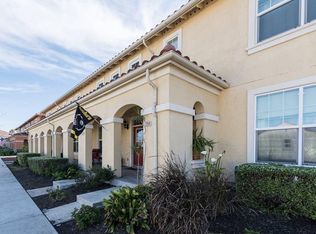 600 Akron St, Mountain View, CA 94043