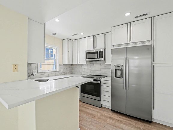 5th image of 6315 Villa Ct #6315