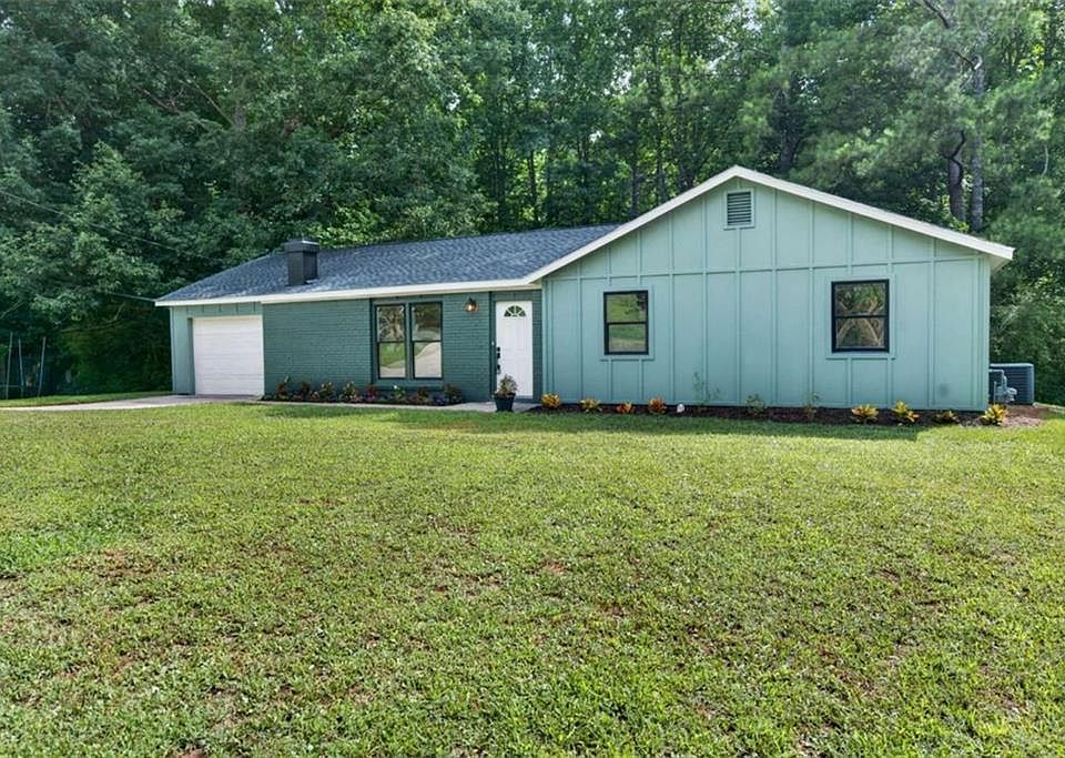 1st image of 4398 Old Lake Dr