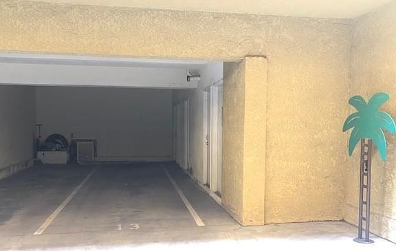 3rd image of 612 Nebraska Ave APT 204