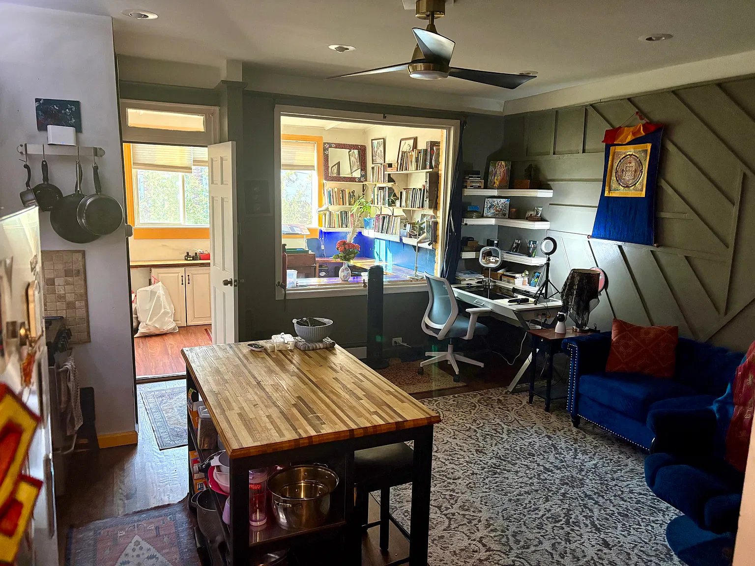1 bed, 750 sqft, $1,100 — Photo 2