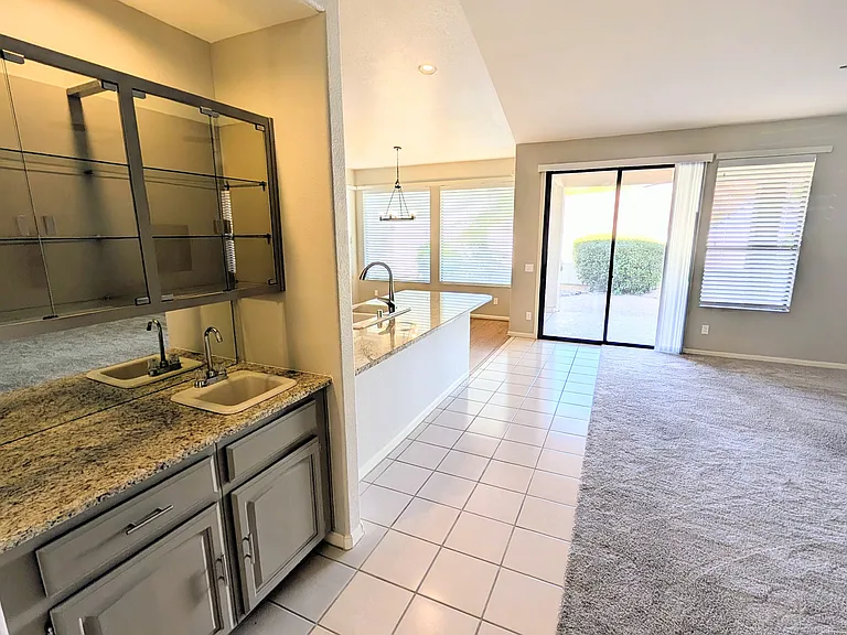 37985 S Eagle Dr — Photo 10