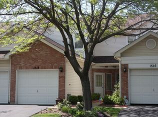 1518 Darien Lake Dr, Darien, IL 60561