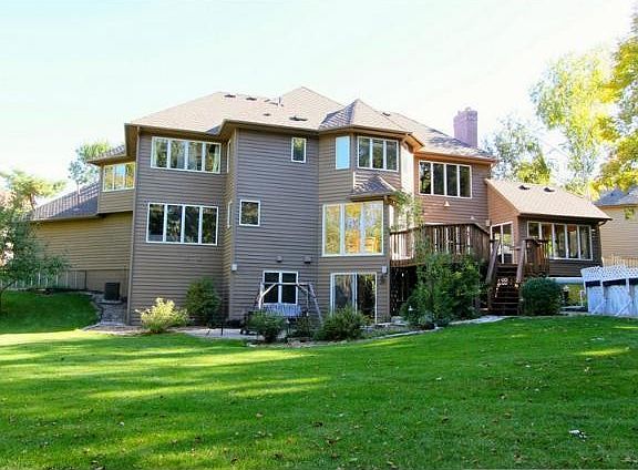 4th image of 685 Olive Ln N