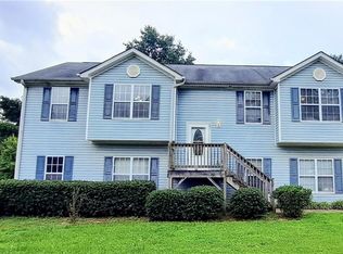 2262 Smallwood Rd, Gainesville, GA 30507