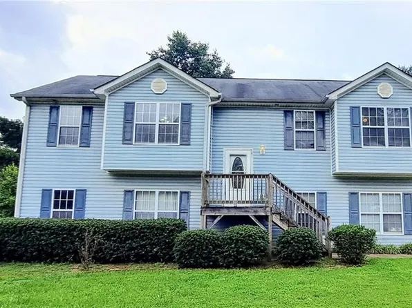 2262 Smallwood Rd, Gainesville, GA 30507