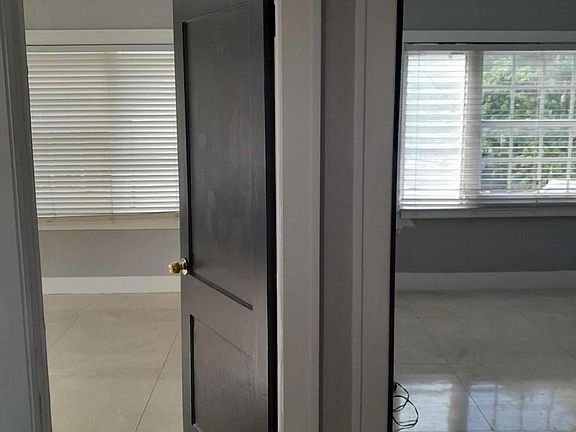 5th image of 1628 NW 28th St