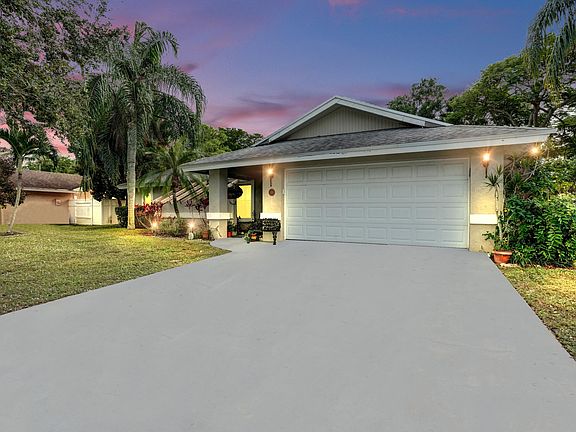 4th image of 194 Parkwood Drive