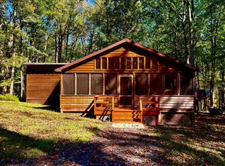 768 Timberline Dr, Lost City, WV 26810