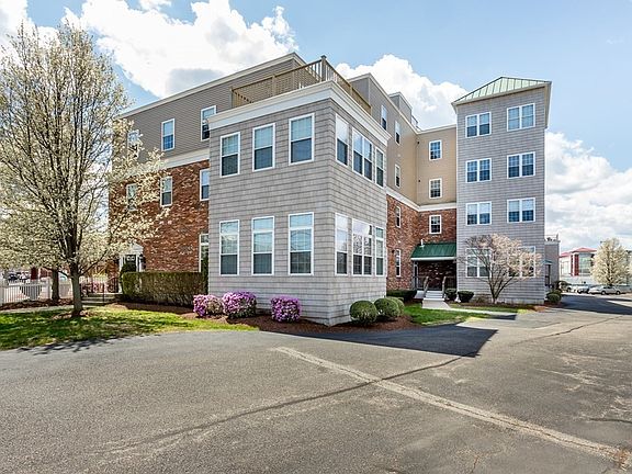 2nd image of 87 Franklin St Unit 302