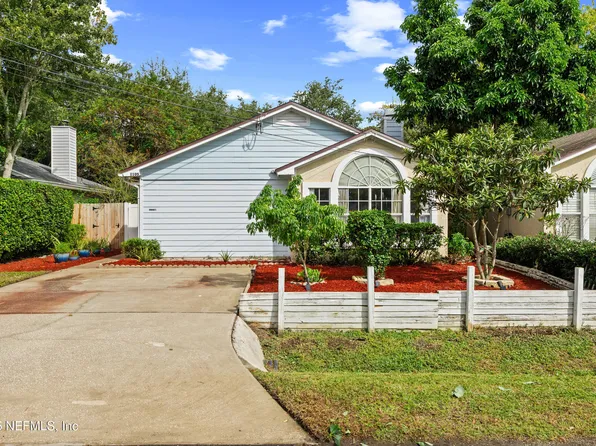 1105 HIBISCUS Street, Atlantic Beach, FL 32233