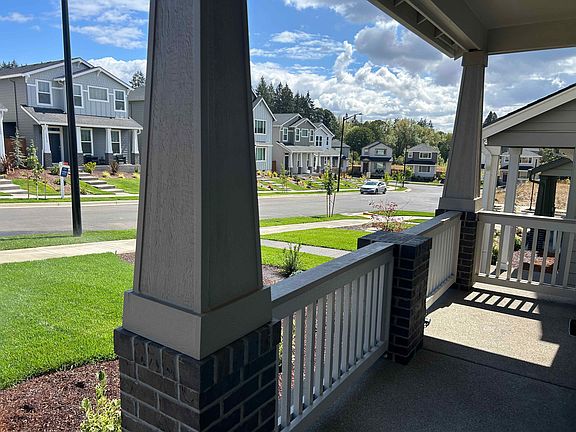 5th image of 15271 SW 168th Ave