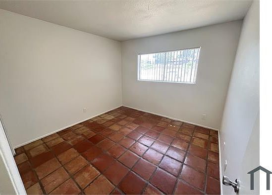 5th image of 118 S McKemy St APT 7