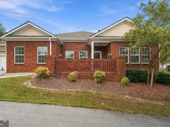 341 Villa Park Cir, Stone Mountain, GA 30087