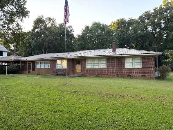 1104 Double Bridges Rd, Elberton, GA 30635