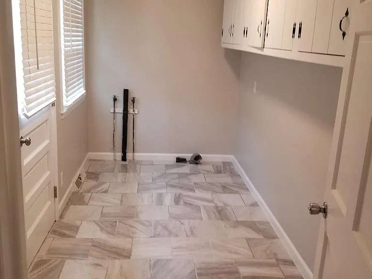 1403 Fleming Rd — Photo 11