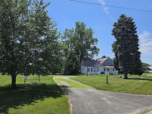 3rd image of 9017 Township Highway 367