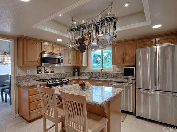 3rd image of 1520 E Heritage Pl