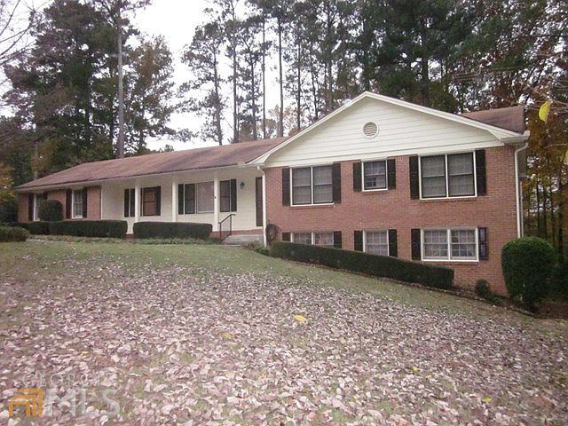 1st image of 2851 Brackenwood Dr