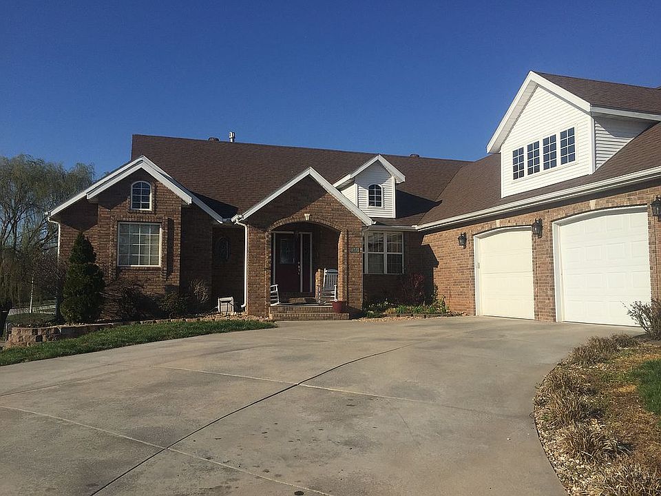 2nd image of 4017 Stonebridge Rd