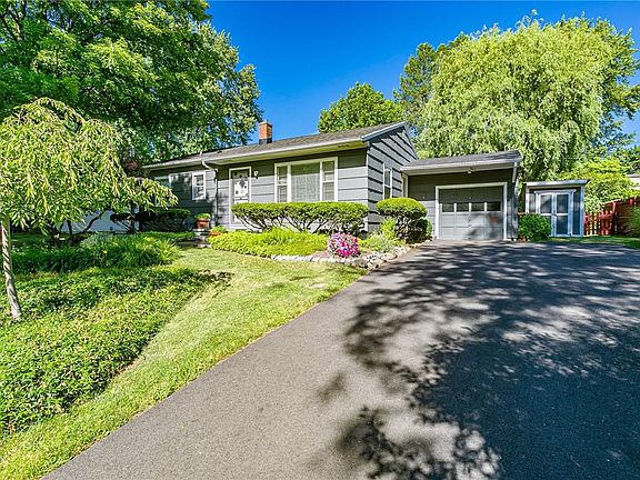 2nd image of 38 Meadow View Dr
