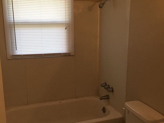 4th image of 5826 Price Ln