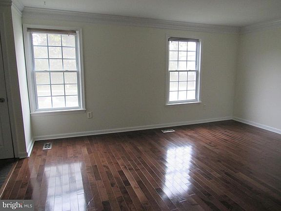 4th image of 7639 Odaniel Ct