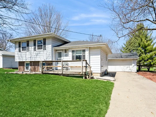 707 Northview Dr, Dallas Center, IA 50063