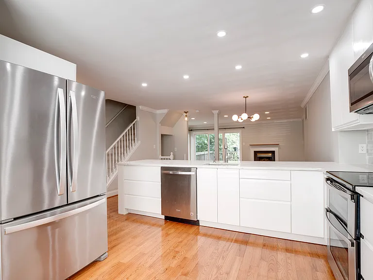 5610 Gosling Ct — Photo 6
