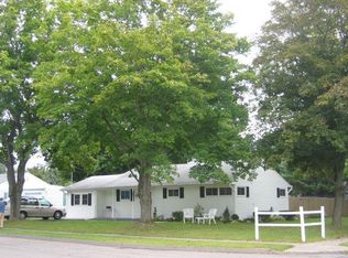 102 Renwick Ln, Horseheads, NY 14845