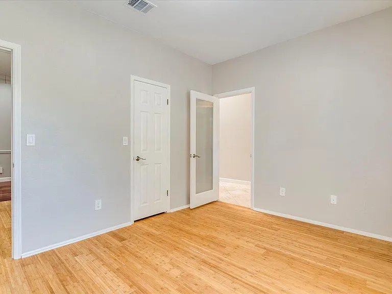 6530 Needham Ln — Photo 20
