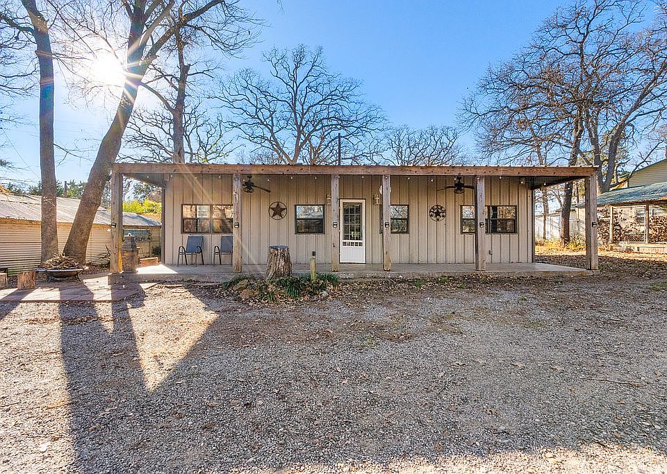 1st image of 309 Cedar Point Cir