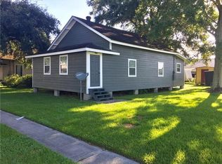 200 Destrehan Dr, Destrehan, LA 70047