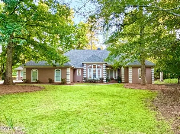 208 Cedar Knls, Macon, GA 31220