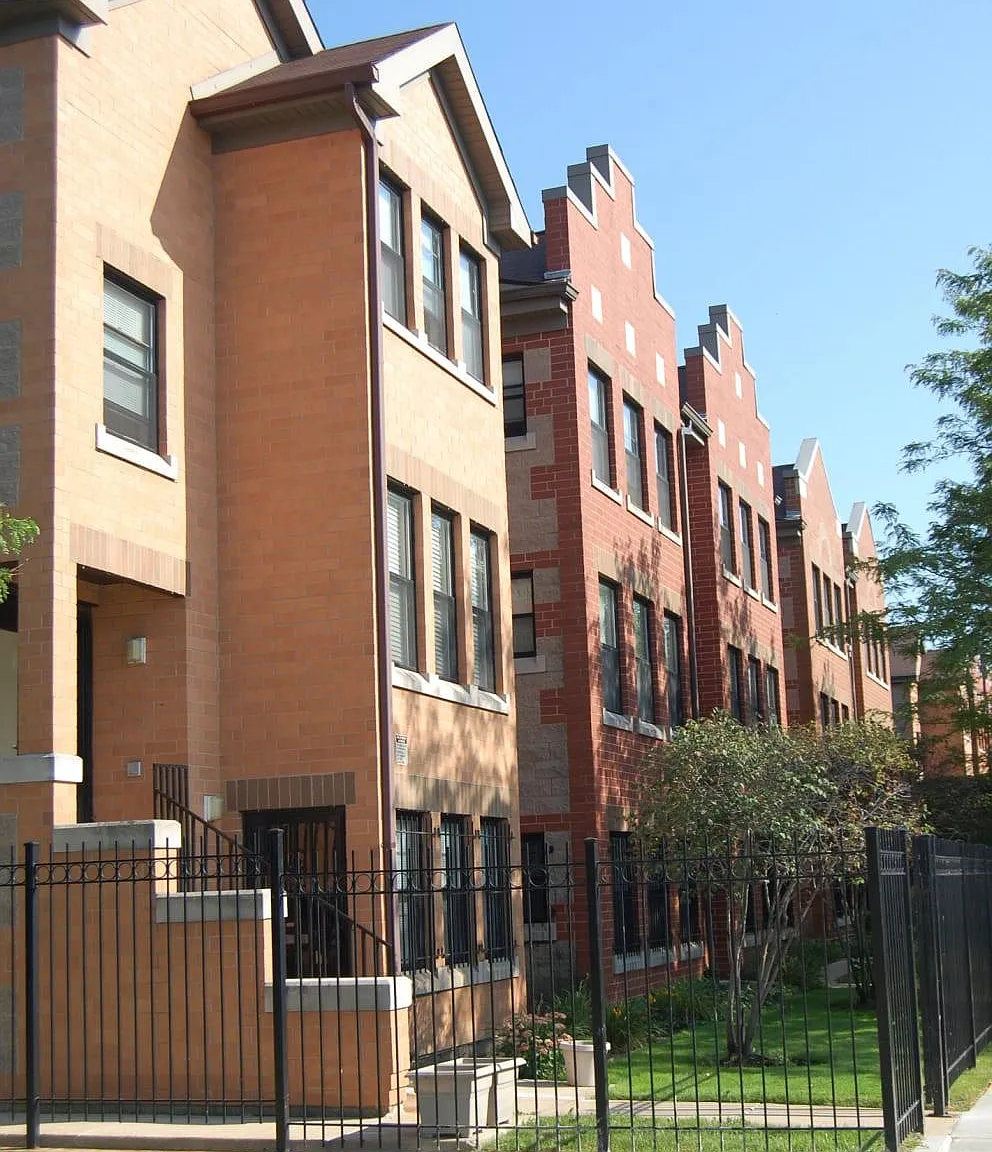 Willard Square Apartments — Photo 2