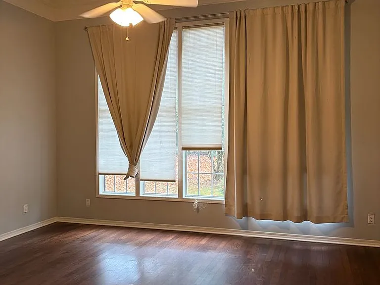 89 Sir Henry Dr — Photo 15